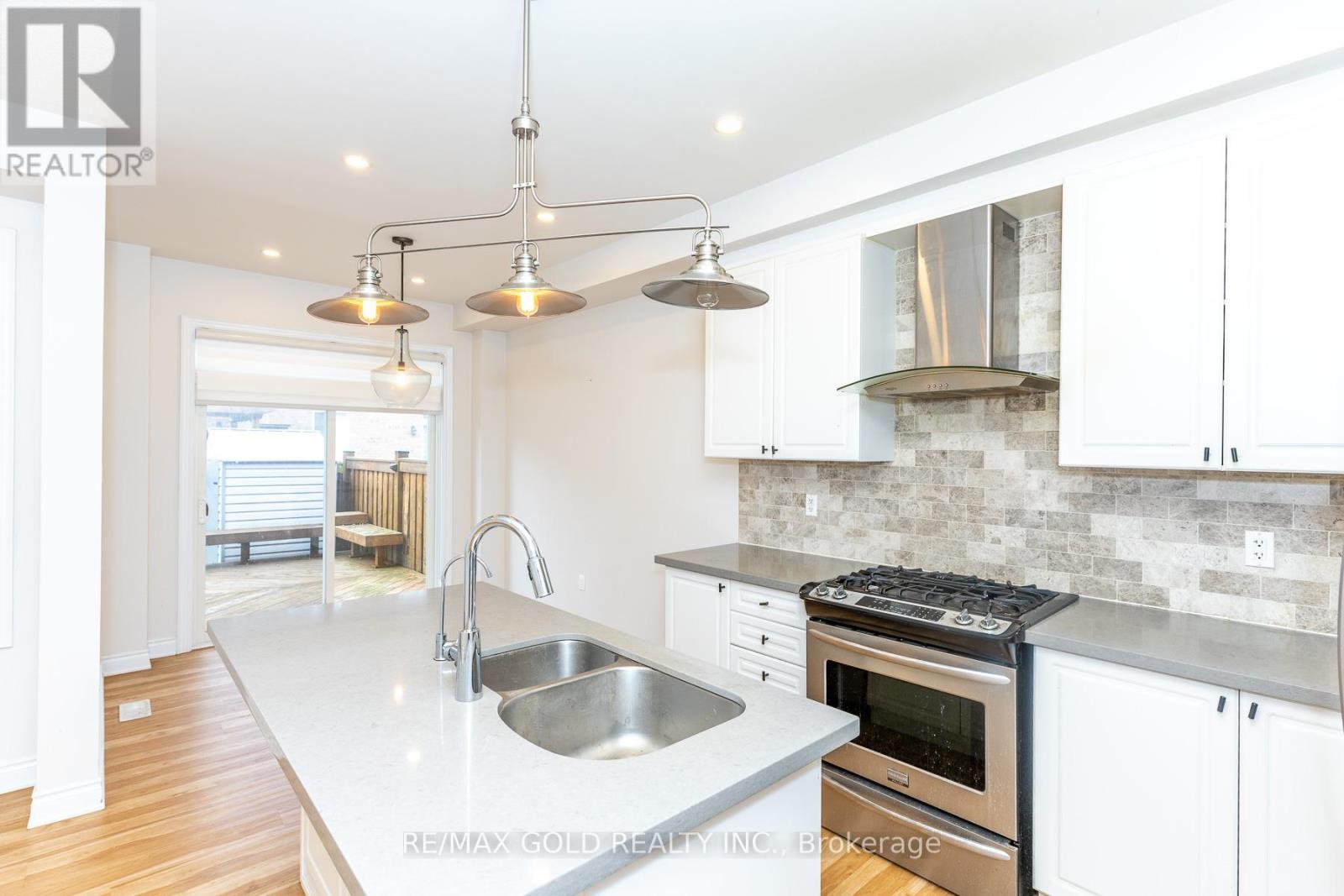 943 Transom Crescent, Milton, Ontario  L9T 8K4 - Photo 19 - W13015712