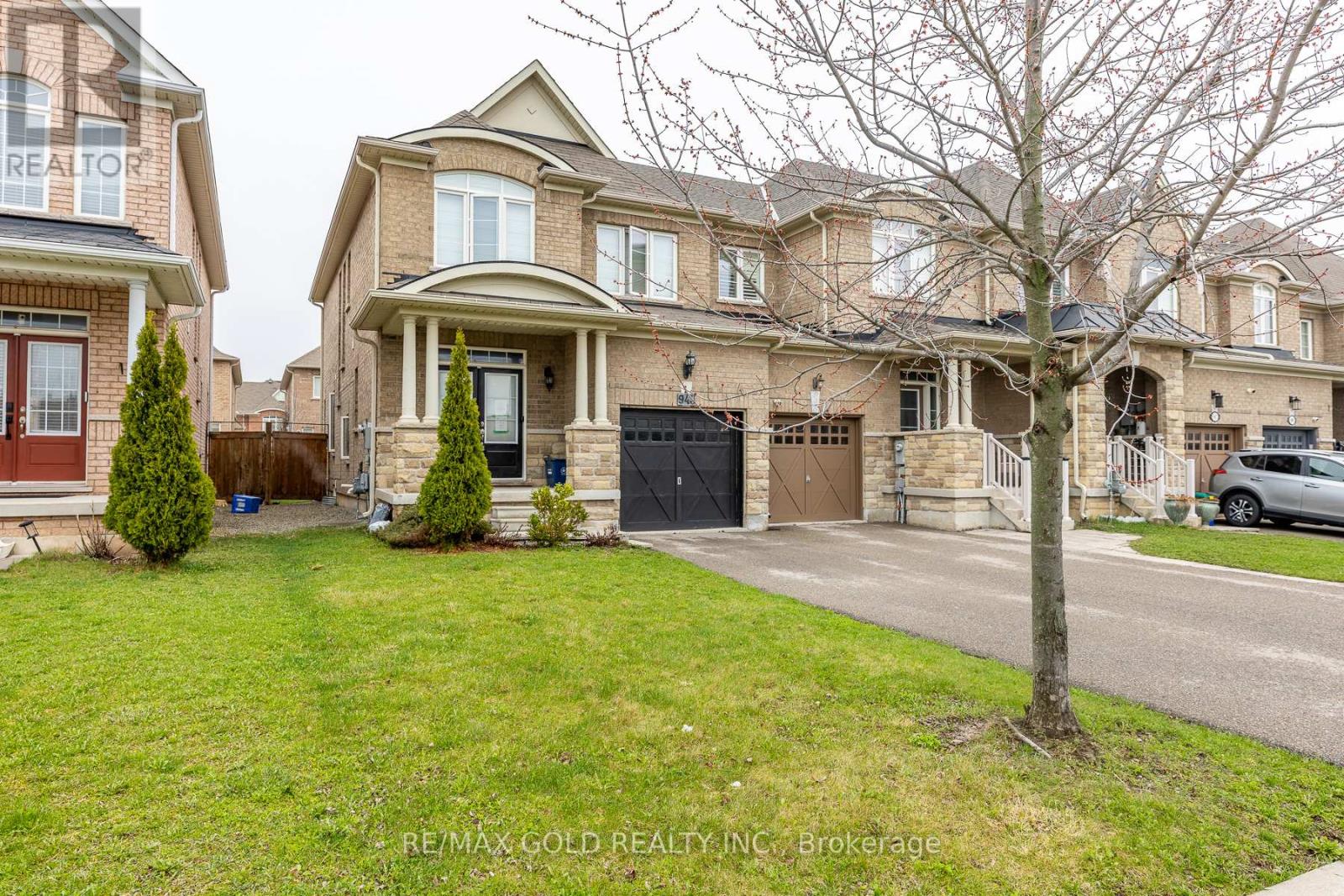 943 Transom Crescent, Milton, Ontario  L9T 8K4 - Photo 2 - W13015712