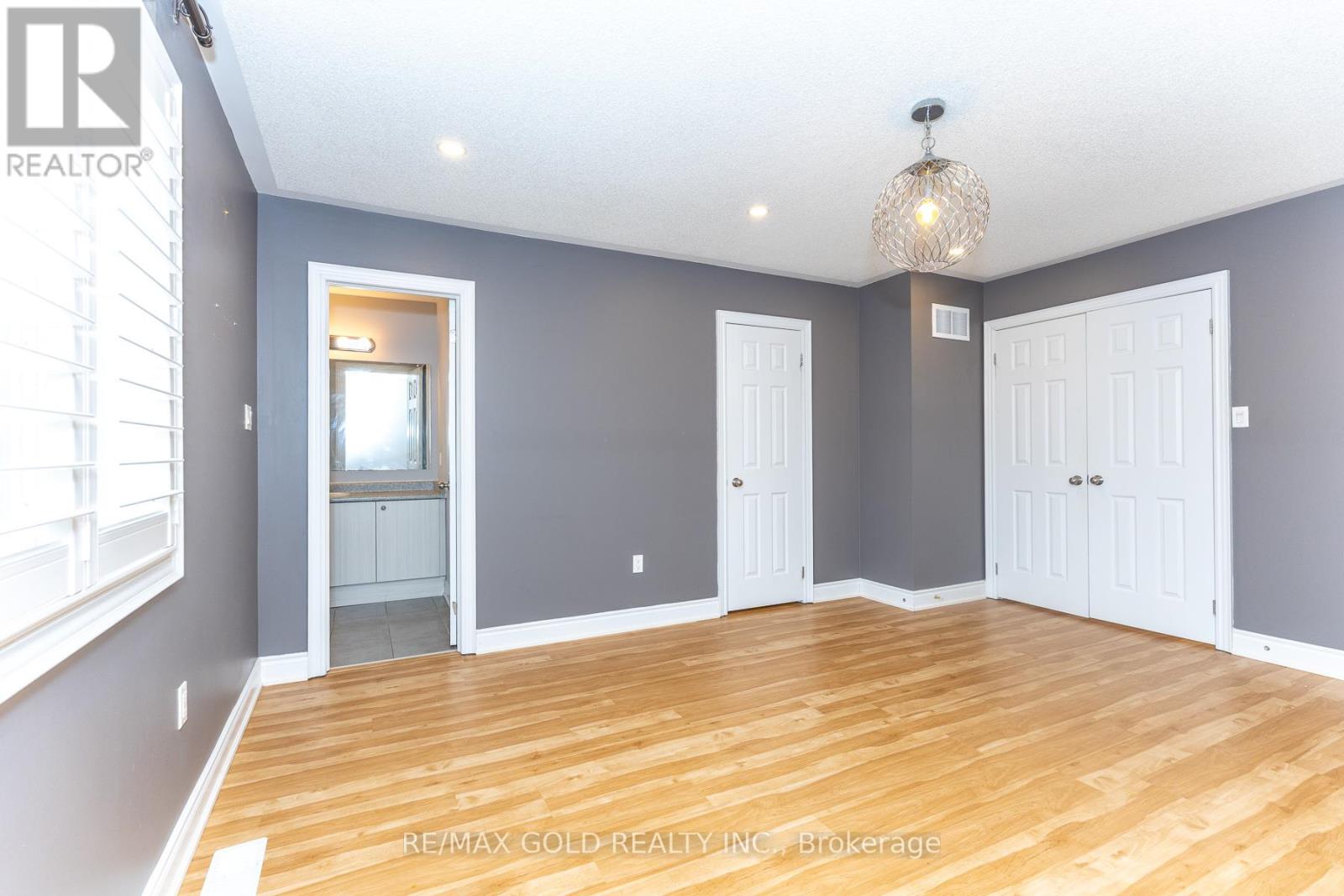 943 Transom Crescent, Milton, Ontario  L9T 8K4 - Photo 30 - W13015712