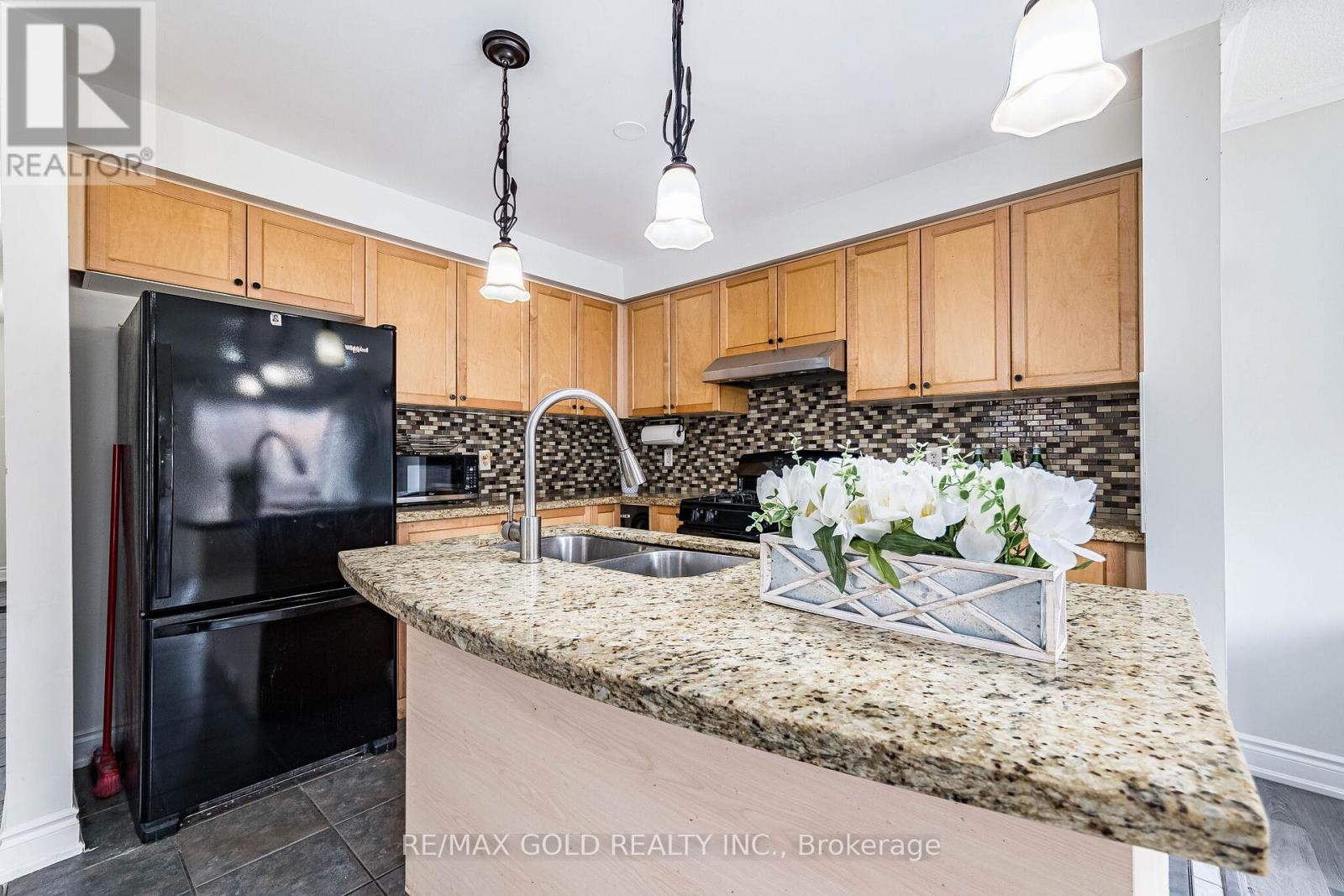 89 Cadillac Crescent, Brampton, Ontario  L7A 3B4 - Photo 14 - W13015738