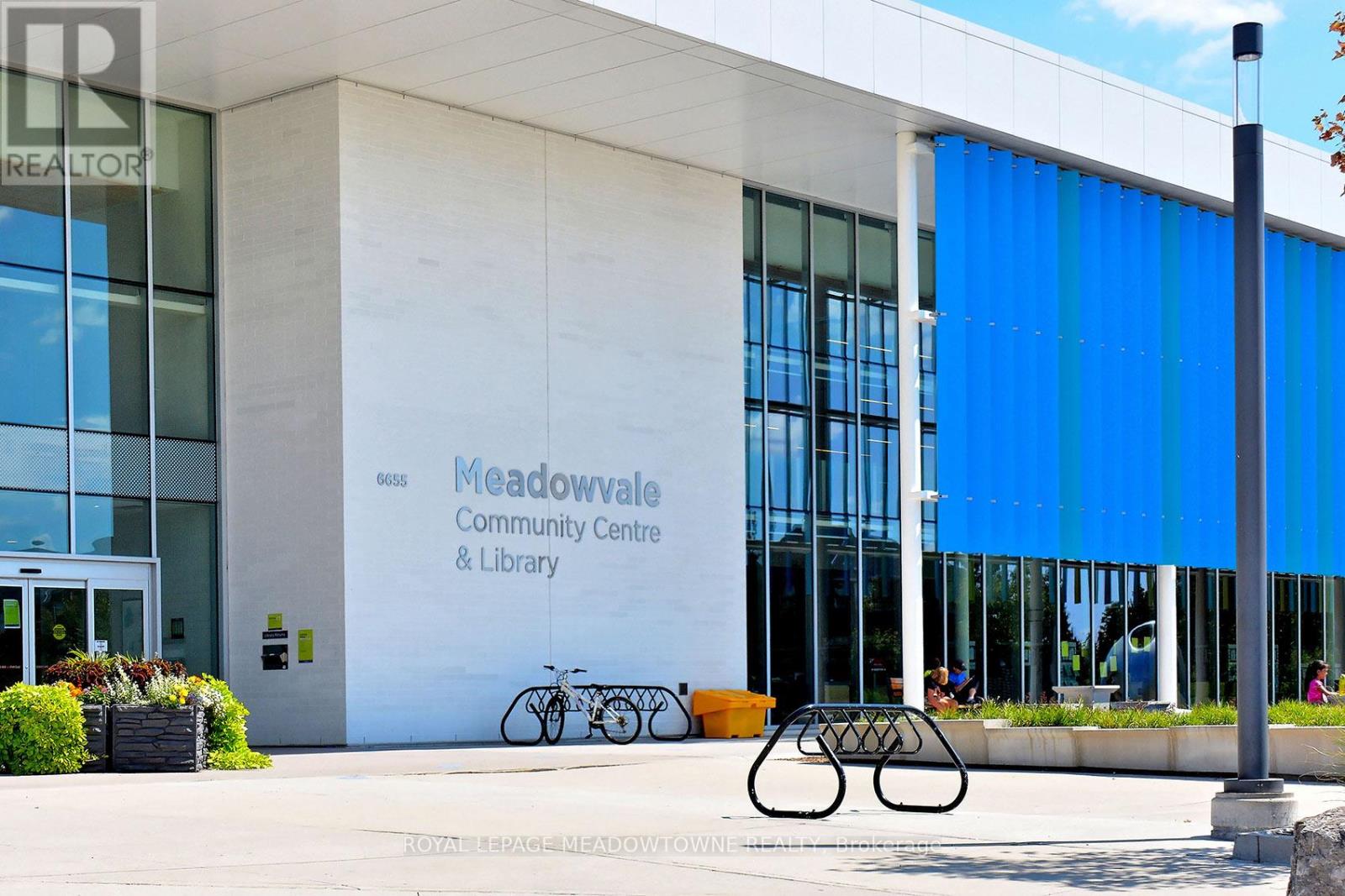 2542 Valencia Road, Mississauga, Ontario  L5N 4L6 - Photo 47 - W13015746