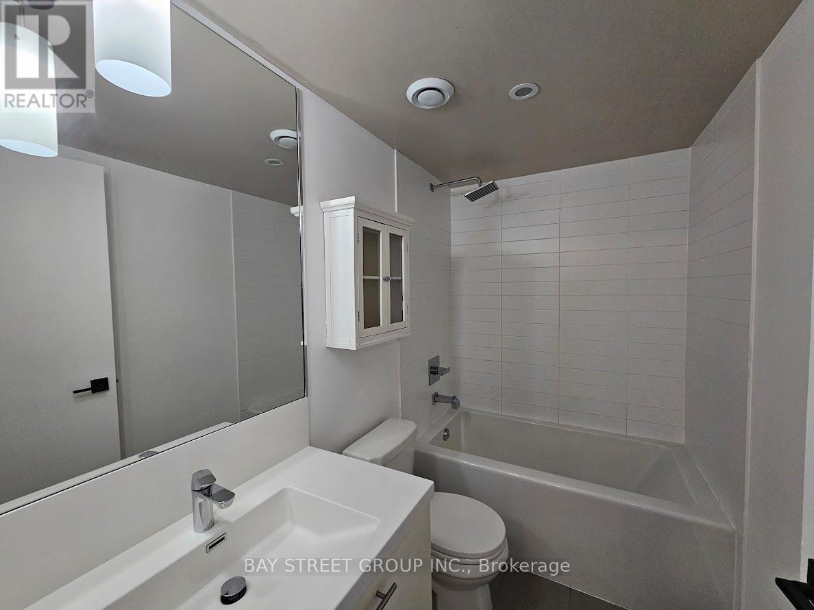 1905 - 5 Valhalla Inn Road, Toronto, Ontario  M9B 1S9 - Photo 22 - W13015758