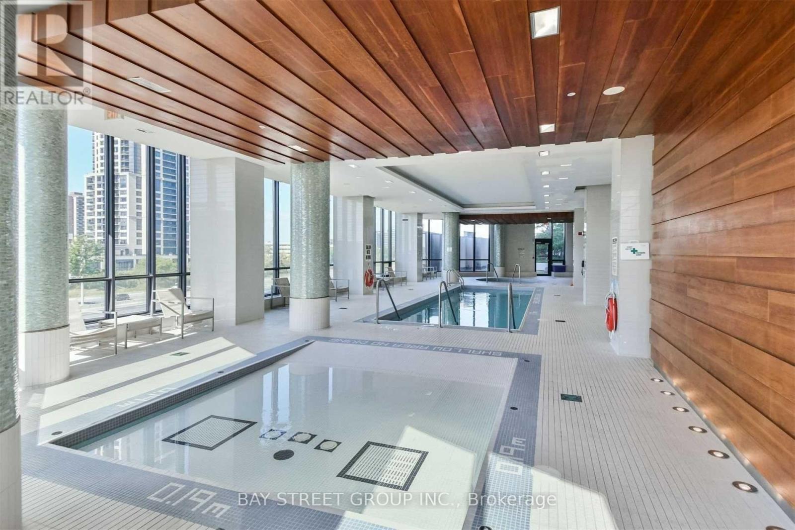 1905 - 5 Valhalla Inn Road, Toronto, Ontario  M9B 1S9 - Photo 7 - W13015758