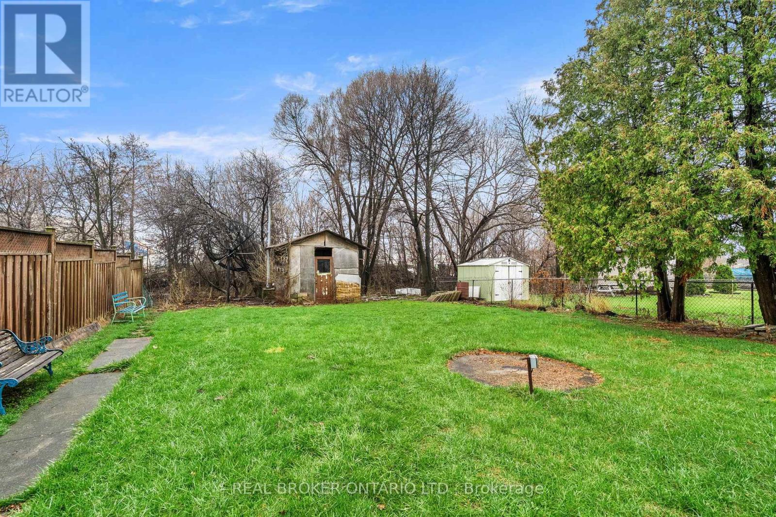 167 Jeffcoat Drive, Toronto, Ontario  M9W 3C4 - Photo 13 - W13015784