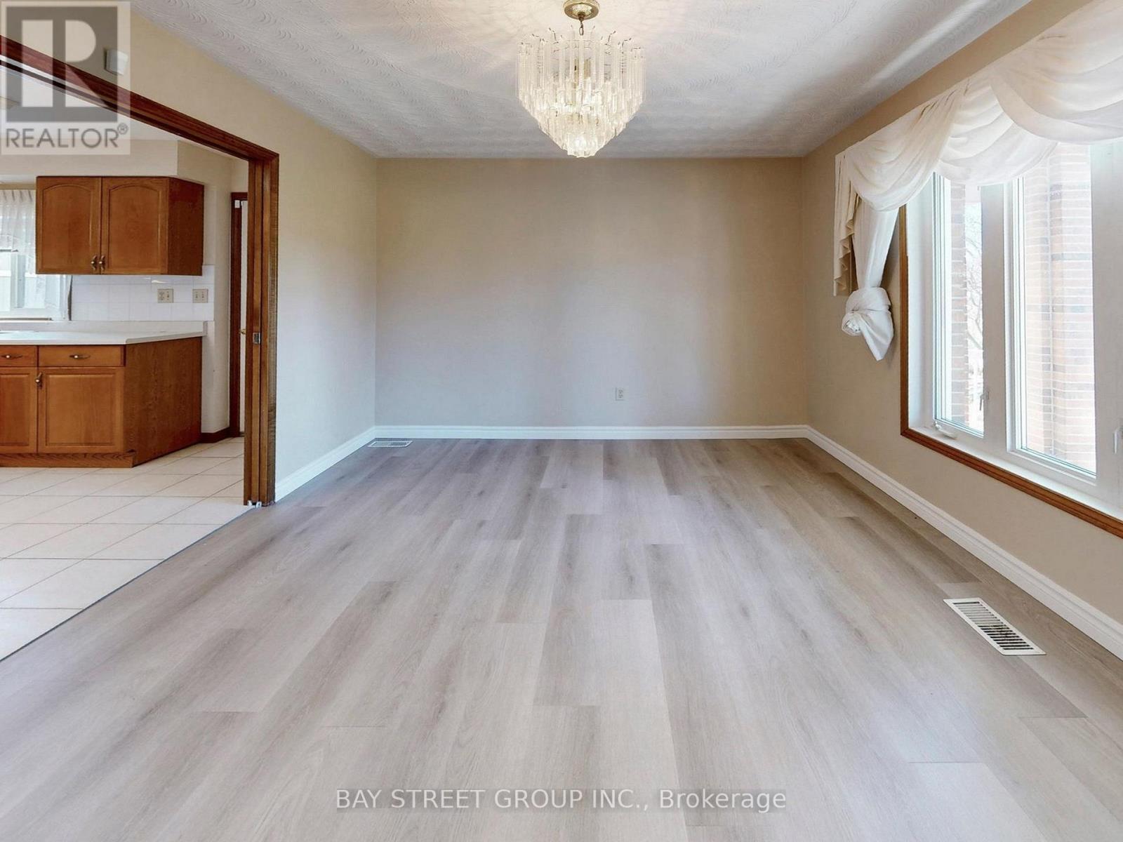 861 Book Road E, Hamilton, Ontario  L9G 3L1 - Photo 13 - X13015744