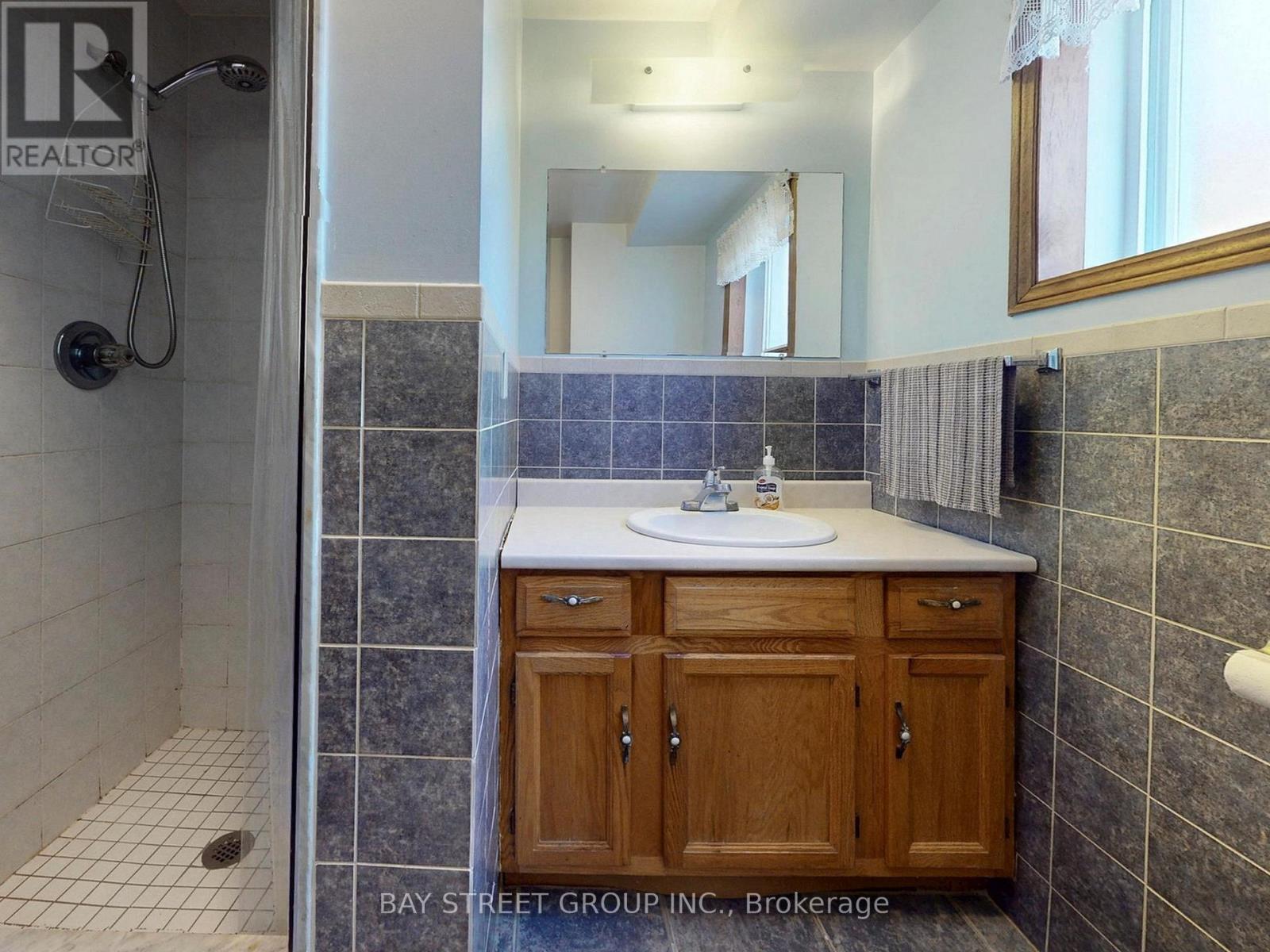 861 Book Road E, Hamilton, Ontario  L9G 3L1 - Photo 18 - X13015744