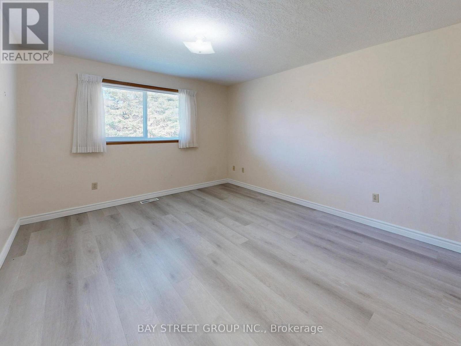 861 Book Road E, Hamilton, Ontario  L9G 3L1 - Photo 24 - X13015744