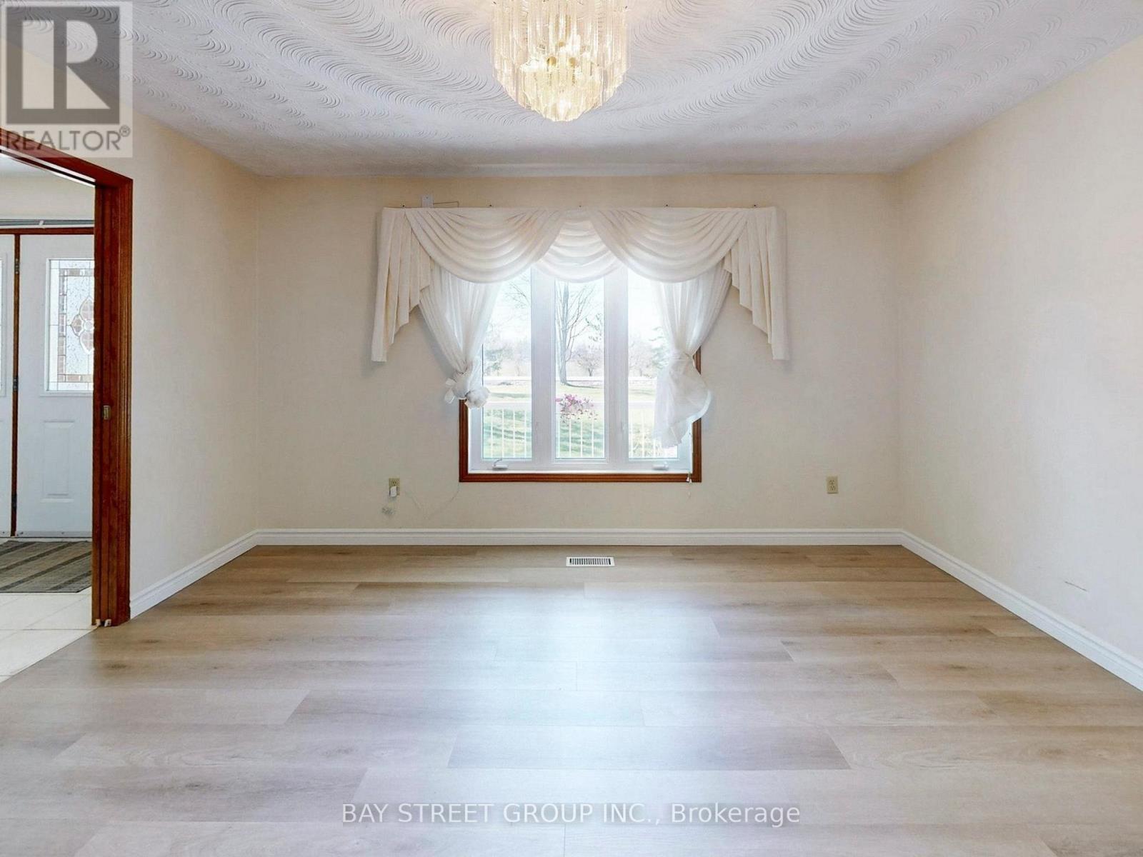 861 Book Road E, Hamilton, Ontario  L9G 3L1 - Photo 5 - X13015744