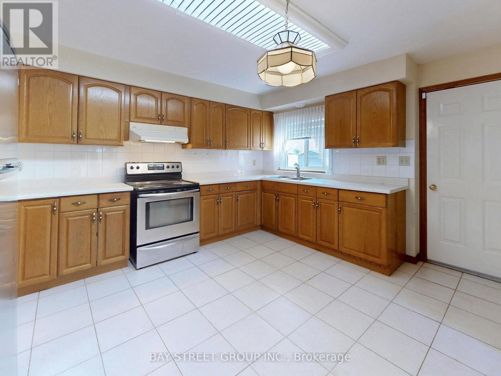 861 Book Road E, Hamilton, Ontario  L9G 3L1 - Photo 7 - X13015744