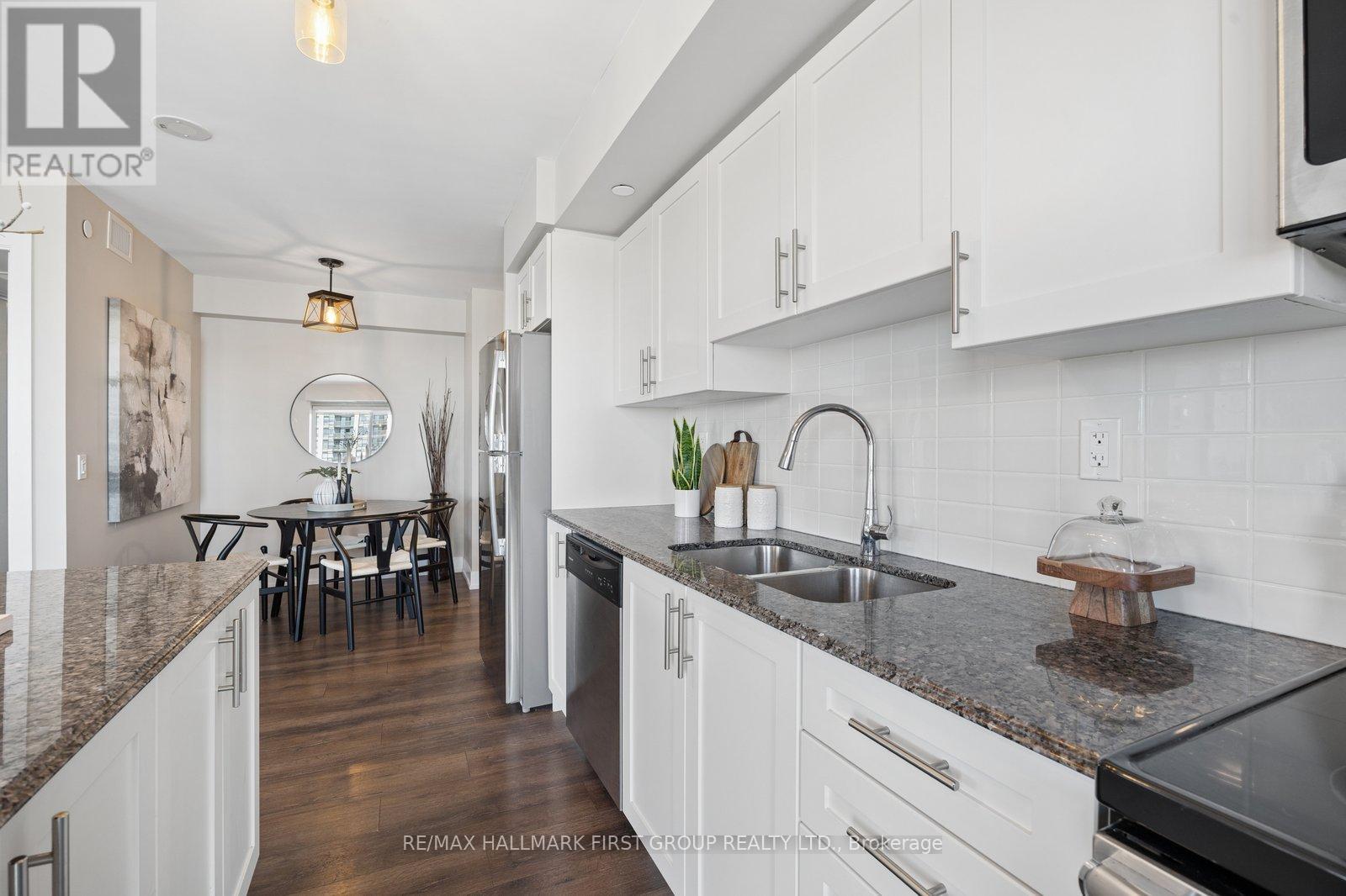 1304 - 1215 Bayly Street, Pickering, Ontario  L1W 1L7 - Photo 10 - E12991462