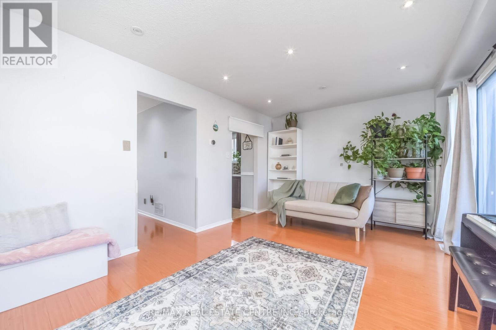 87 Timberlane Drive E, Brampton, Ontario  L6Y 4V7 - Photo 15 - W13015660