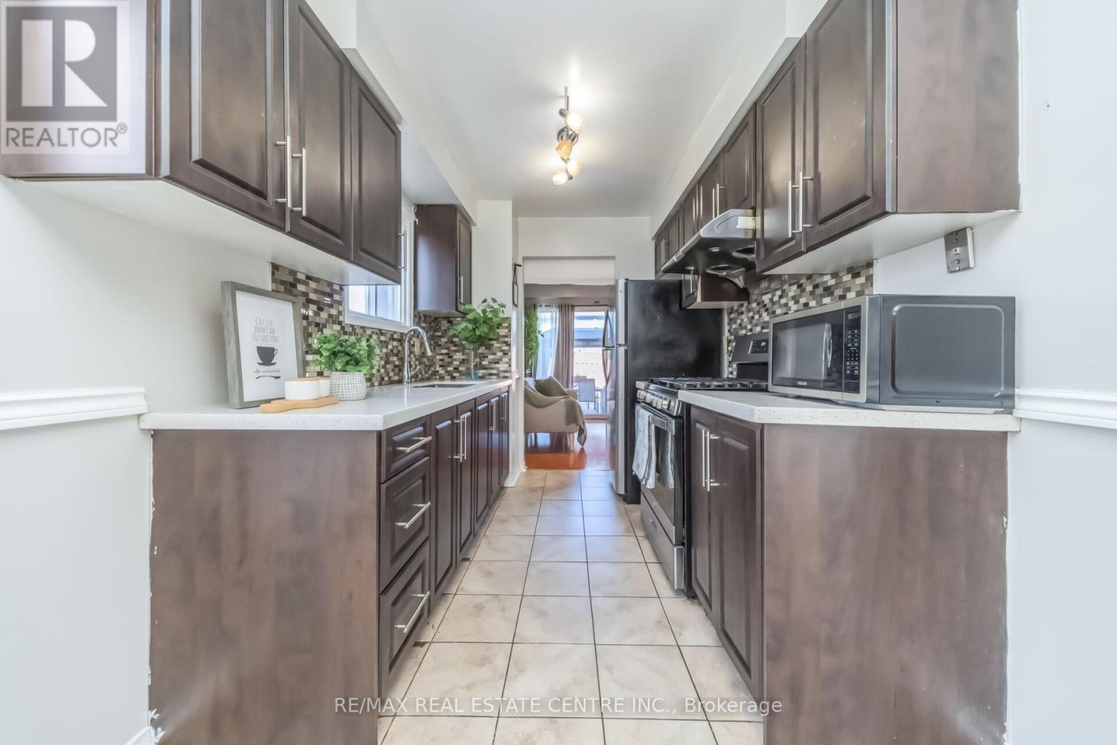 87 Timberlane Drive E, Brampton, Ontario  L6Y 4V7 - Photo 22 - W13015660