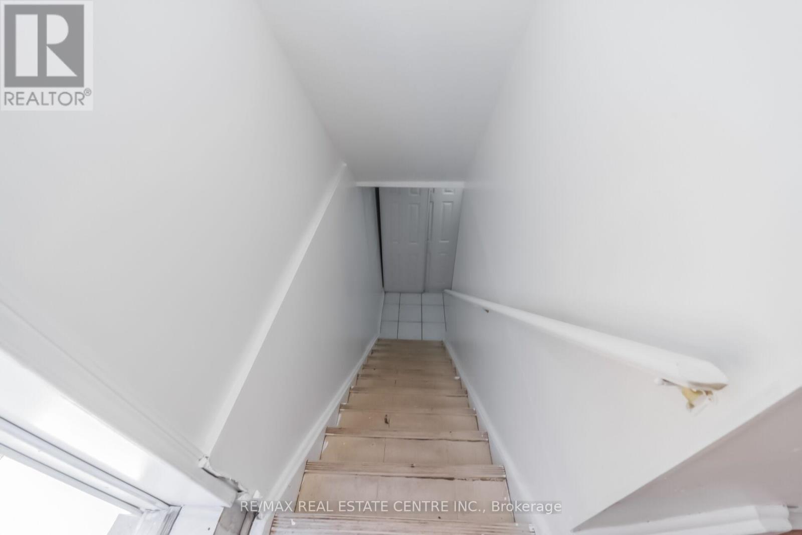 87 Timberlane Drive E, Brampton, Ontario  L6Y 4V7 - Photo 38 - W13015660