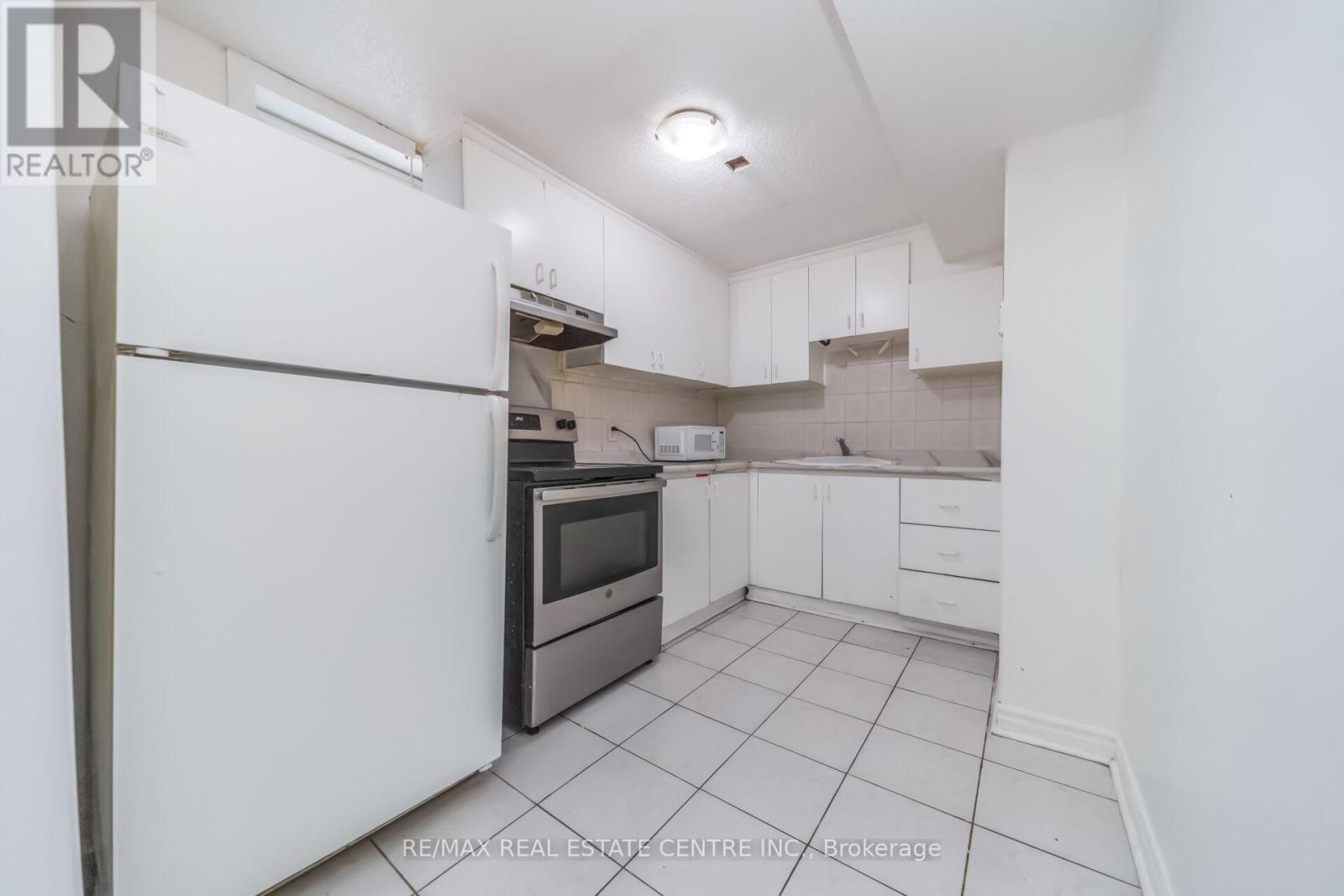 87 Timberlane Drive E, Brampton, Ontario  L6Y 4V7 - Photo 41 - W13015660