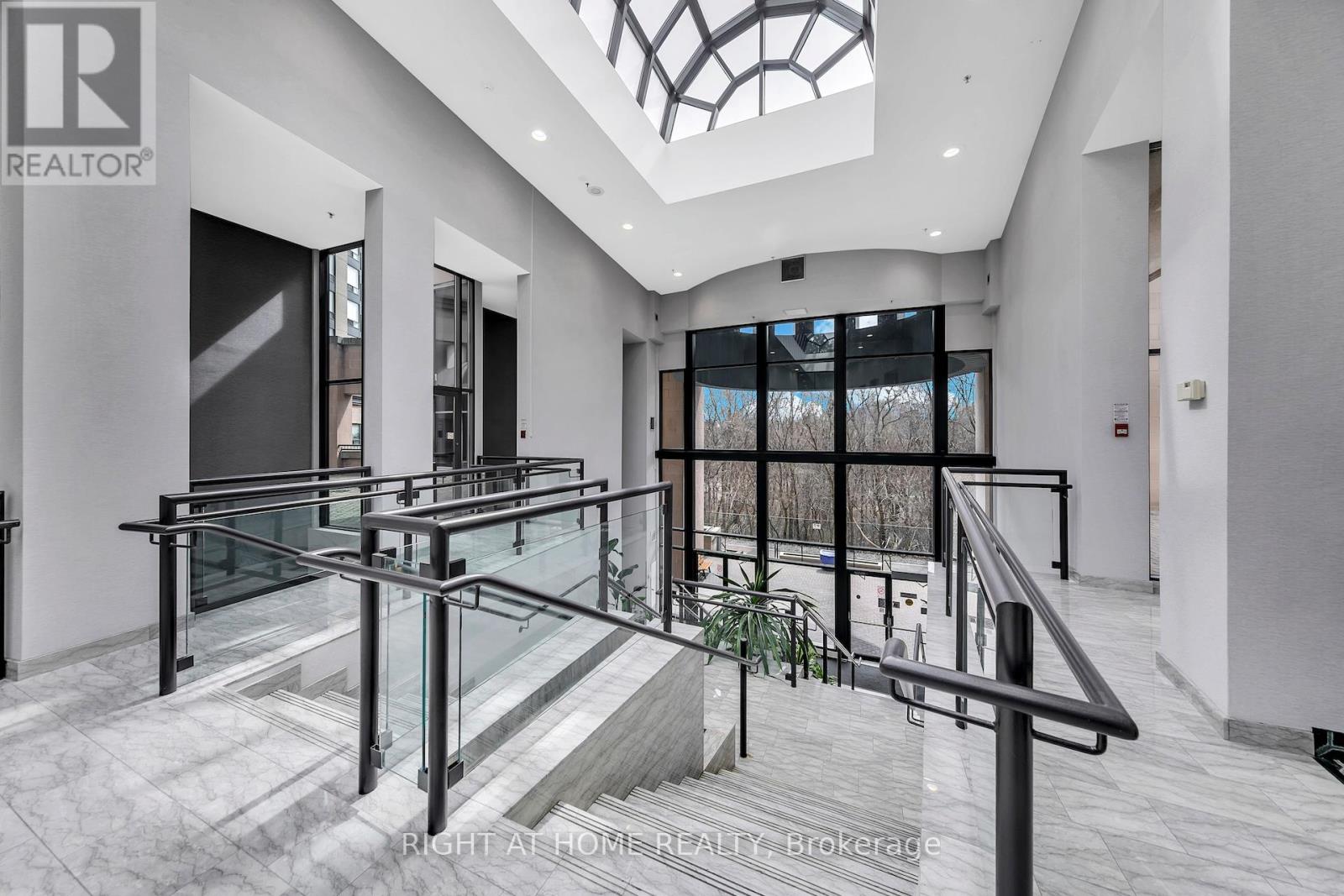 102 - 3 Hickory Tree Road, Toronto, Ontario  M9N 3W5 - Photo 30 - W13015694