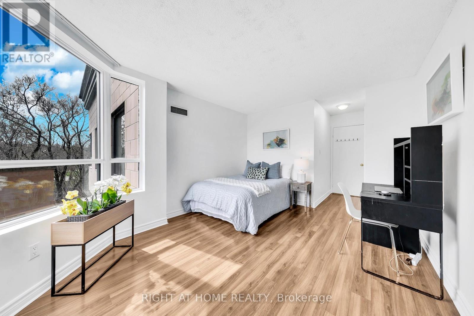 102 - 3 Hickory Tree Road, Toronto, Ontario  M9N 3W5 - Photo 16 - W13015694