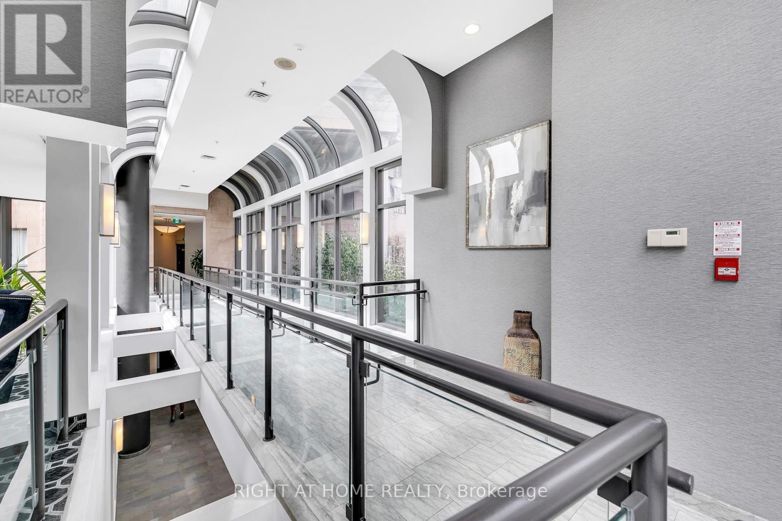 102 - 3 Hickory Tree Road, Toronto, Ontario  M9N 3W5 - Photo 31 - W13015694