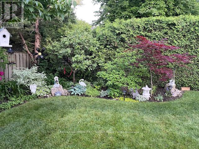 7 Foakes Drive, Ajax, Ontario  L1T 3K5 - Photo 33 - E13015596