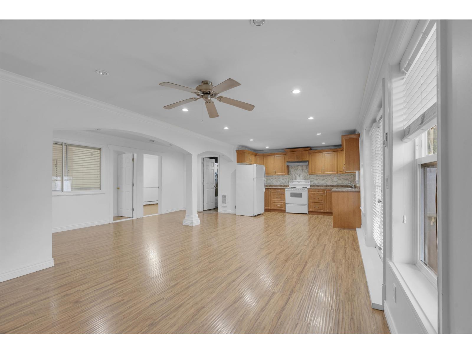 14296 90a Avenue, Surrey, British Columbia  V3V 7X9 - Photo 9 - R3111947