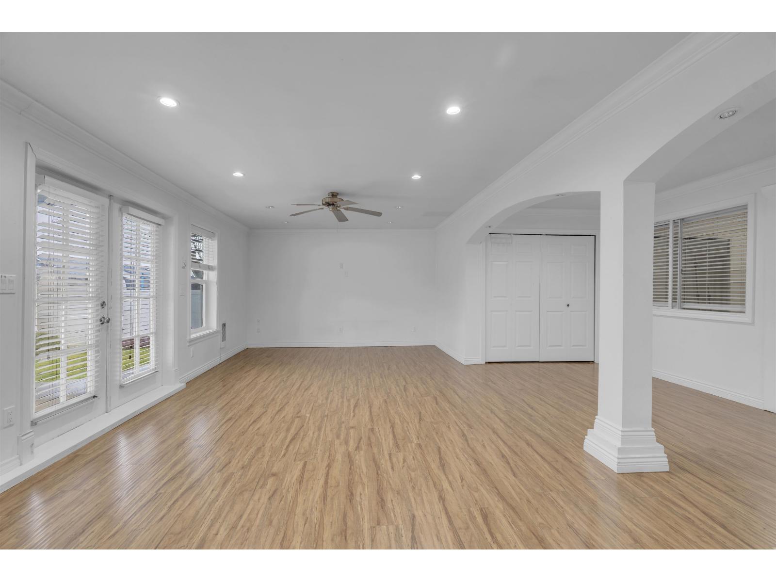 14296 90a Avenue, Surrey, British Columbia  V3V 7X9 - Photo 15 - R3111947