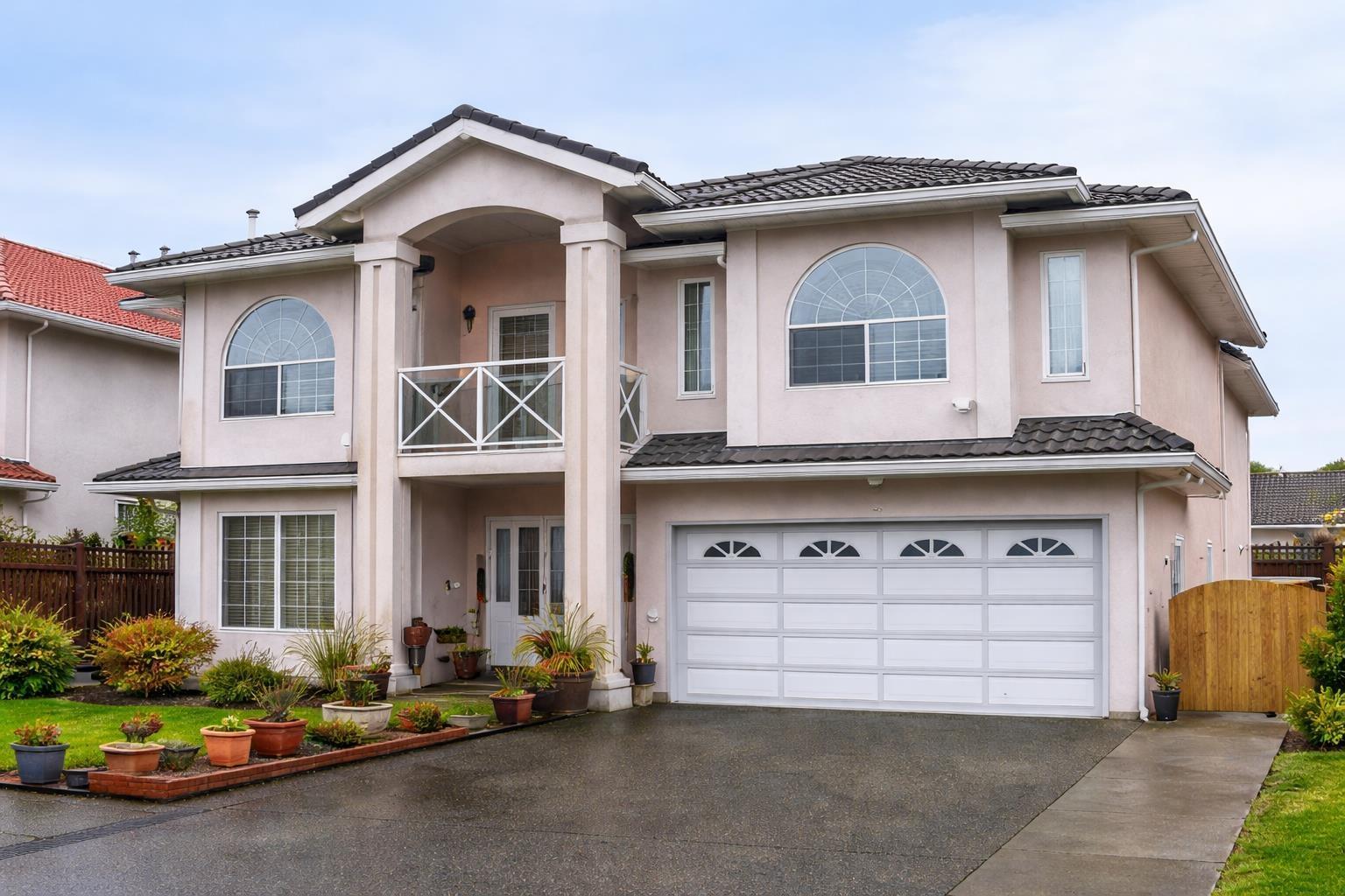 14296 90a Avenue, Surrey, British Columbia  V3V 7X9 - Photo 1 - R3111947