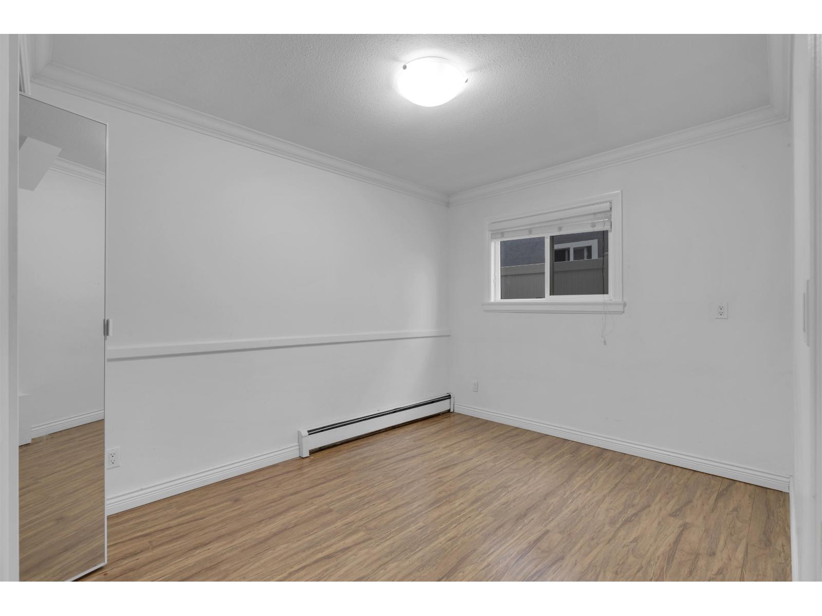 14296 90a Avenue, Surrey, British Columbia  V3V 7X9 - Photo 12 - R3111947