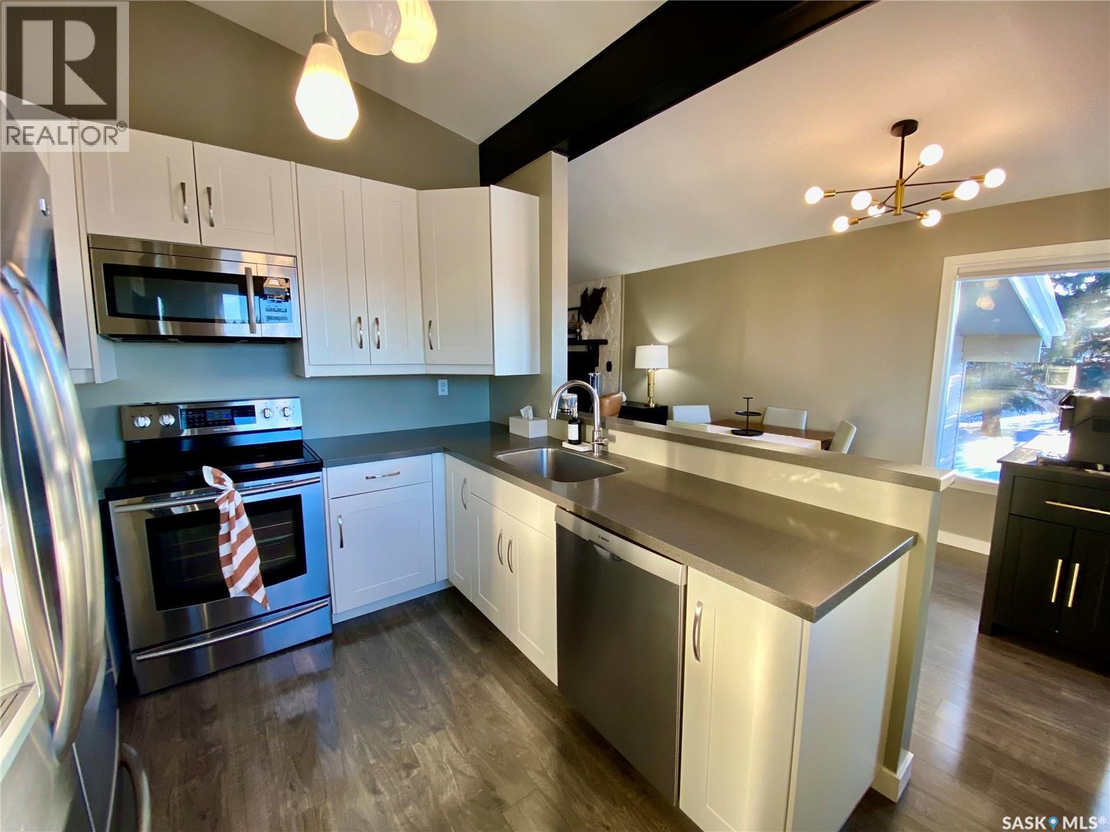 91 Moir Drive, Oxbow, Saskatchewan  S0C 2B0 - Photo 9 - SK029313