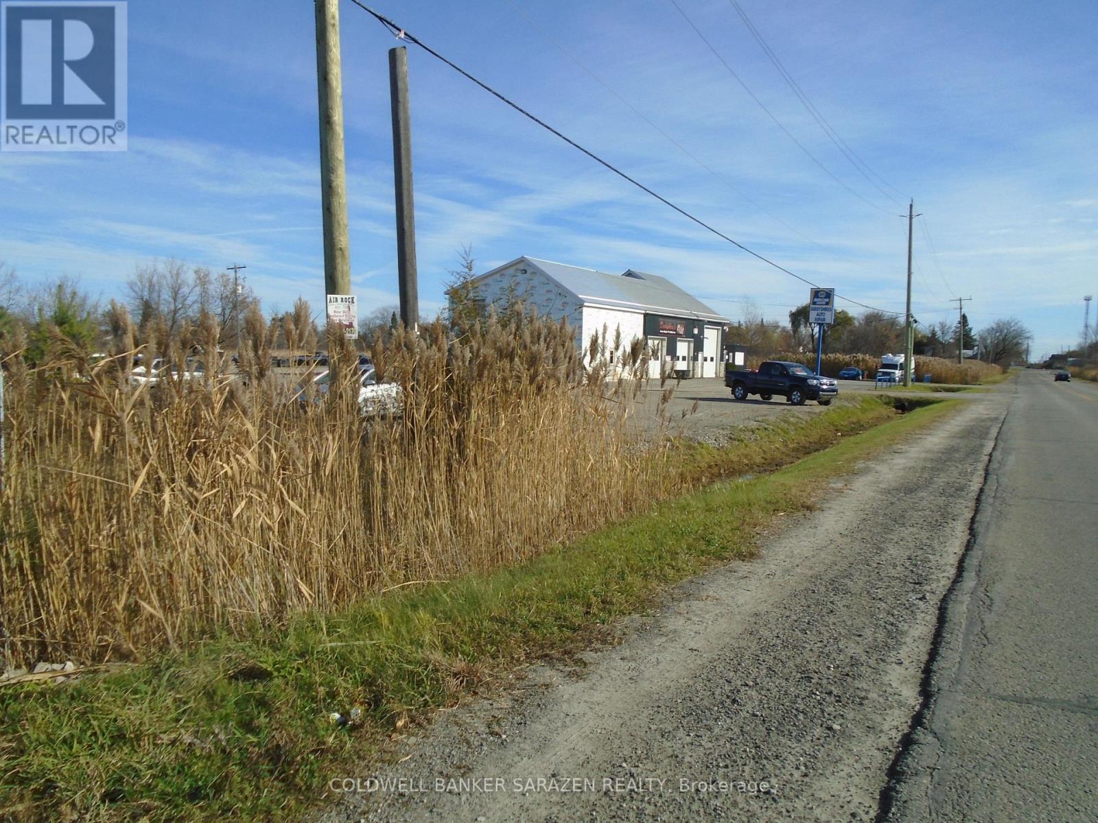 49 RIDEAU AVENUE, Montague, Ontario