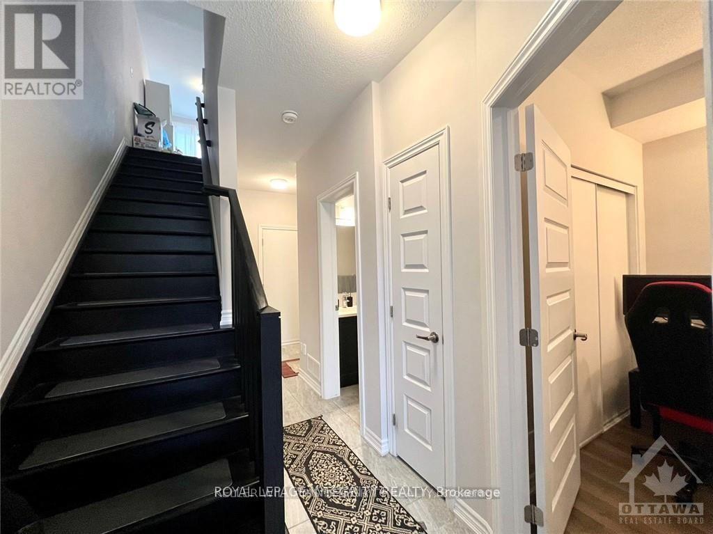 917 Moses Tennisco Street, Ottawa, Ontario  K1K 5A8 - Photo 7 - X13015850