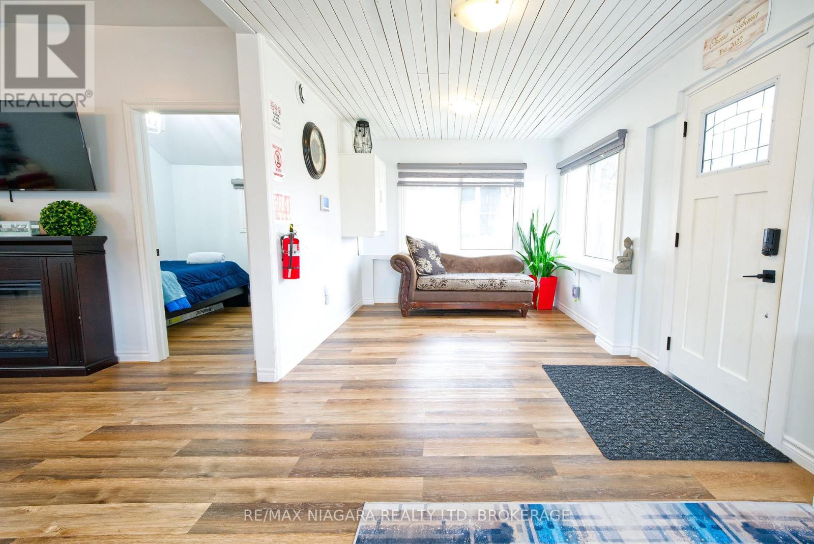 383 Cherrywood Avenue, Fort Erie, Ontario  L0S 1N0 - Photo 3 - X13015814