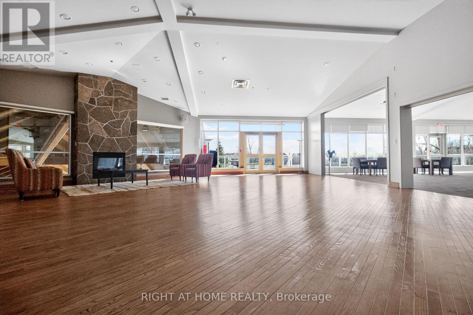 145 Louisbourg Way, Markham, Ontario  L6E 2A2 - Photo 27 - N12917516