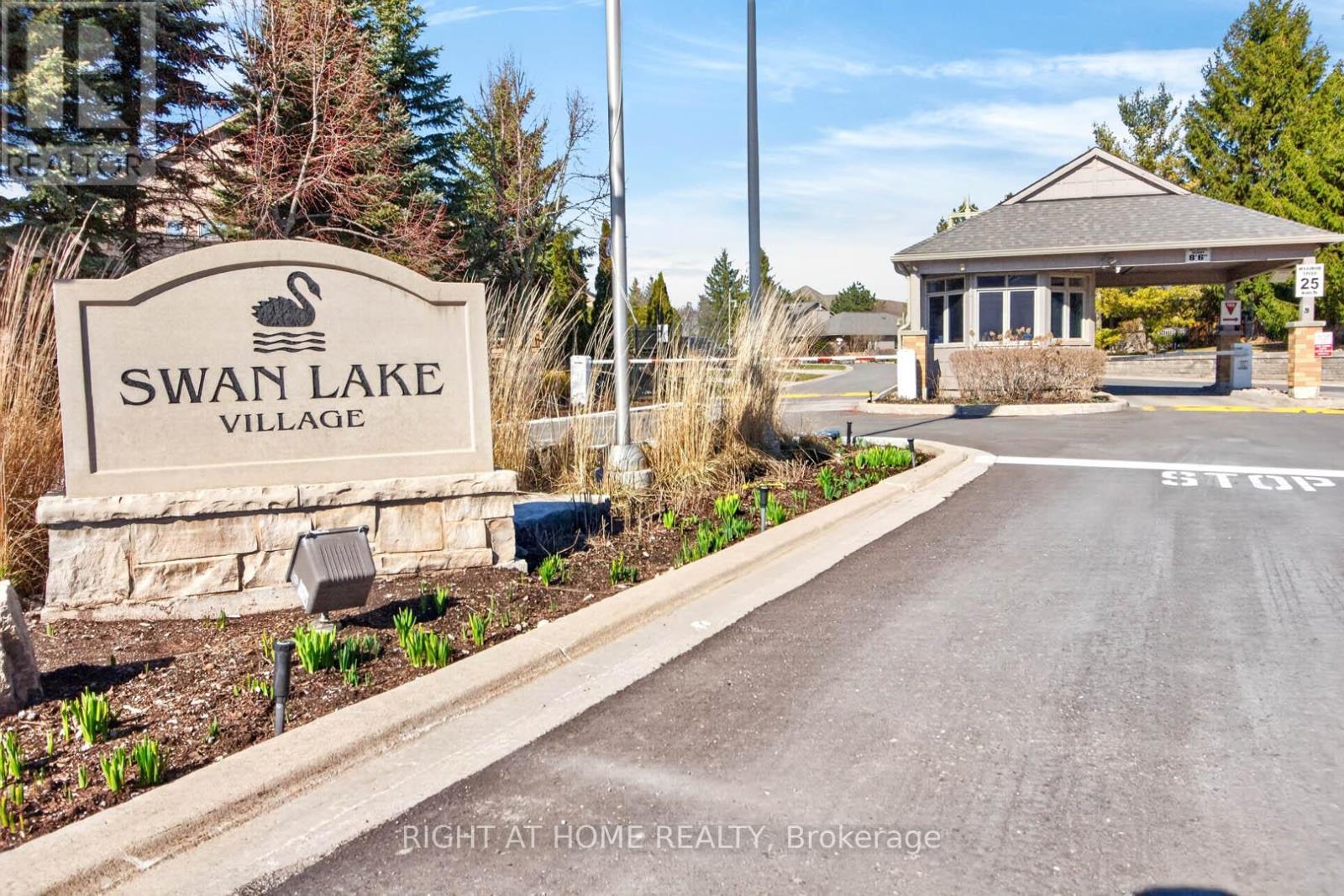 145 Louisbourg Way, Markham, Ontario  L6E 2A2 - Photo 49 - N12917516