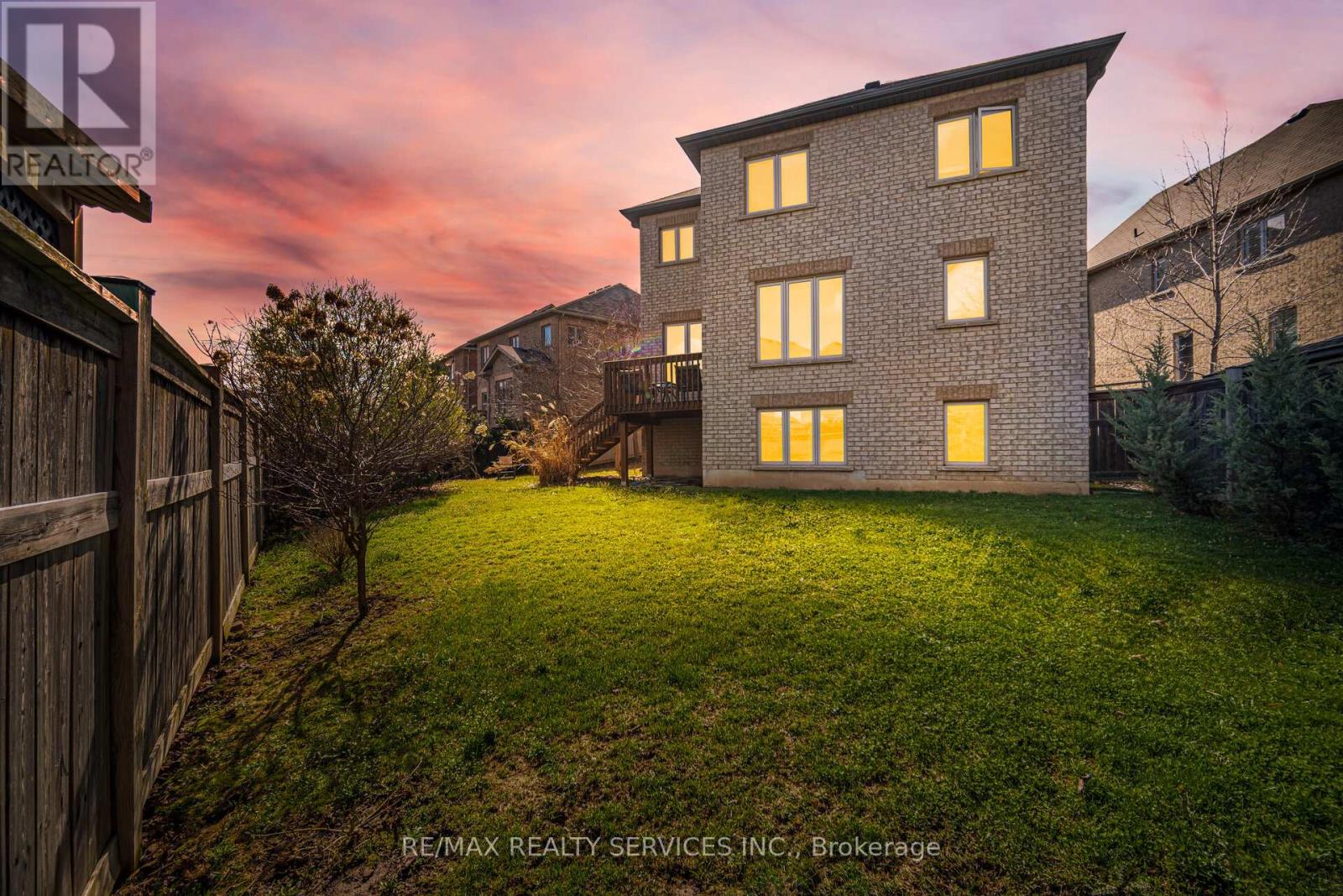 17 Island Grove, Brampton, Ontario  L6X 0W6 - Photo 49 - W12952670