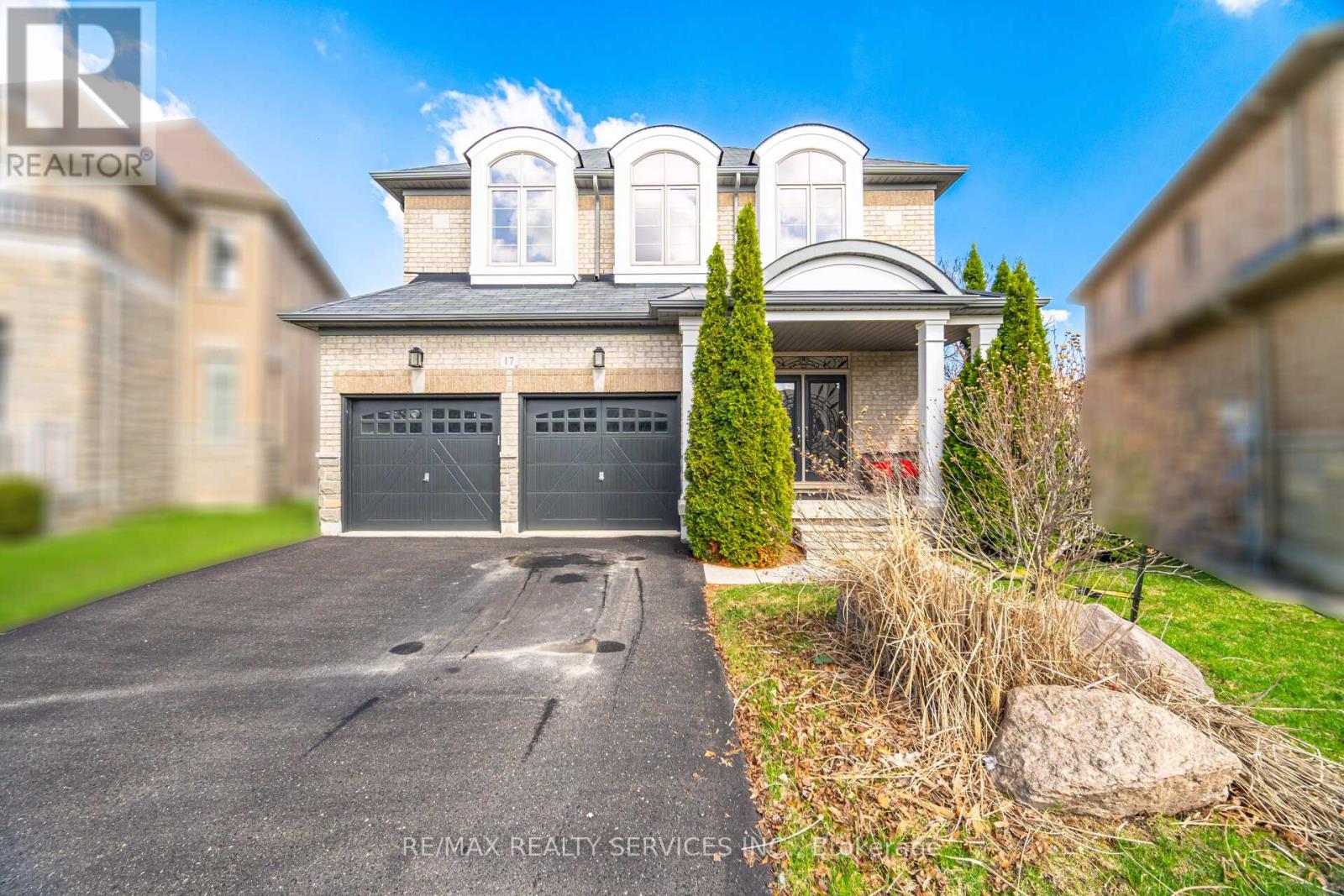 17 Island Grove, Brampton, Ontario  L6X 0W6 - Photo 2 - W12952670