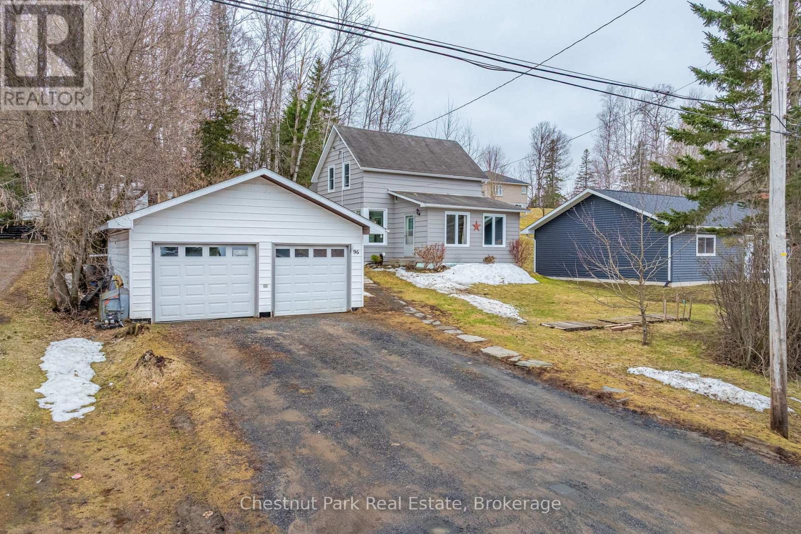 96 James Street, Burk's Falls, Ontario  P0A 1C0 - Photo 31 - X13015834