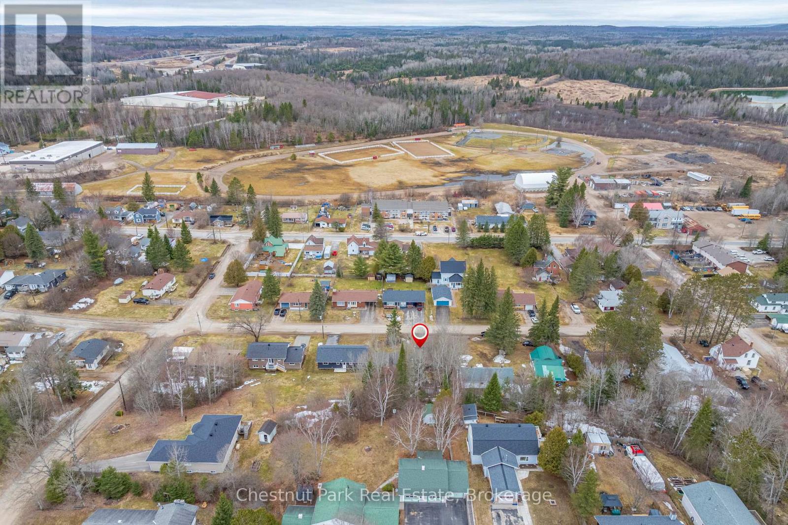 96 James Street, Burk's Falls, Ontario  P0A 1C0 - Photo 33 - X13015834