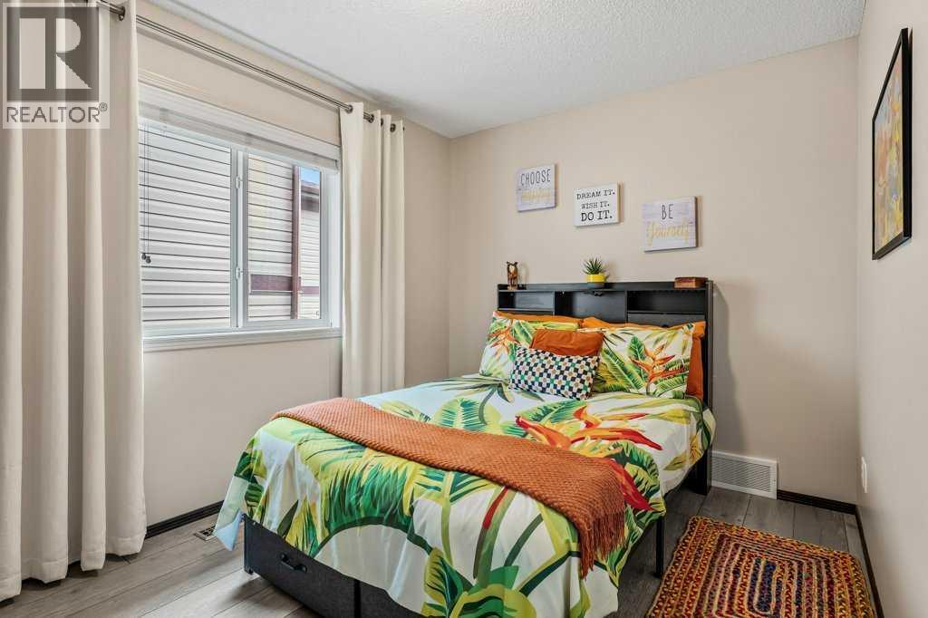 201 Pantego Road Nw, Calgary, Alberta  T3K 0B8 - Photo 39 - A2299691