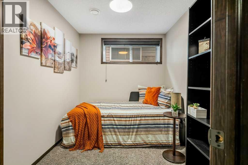 201 Pantego Road Nw, Calgary, Alberta  T3K 0B8 - Photo 48 - A2299691