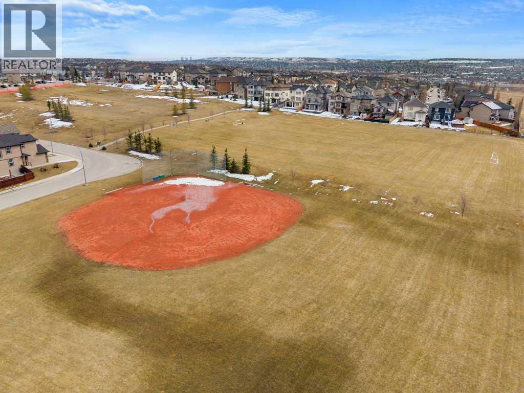 201 Pantego Road Nw, Calgary, Alberta  T3K 0B8 - Photo 11 - A2299691