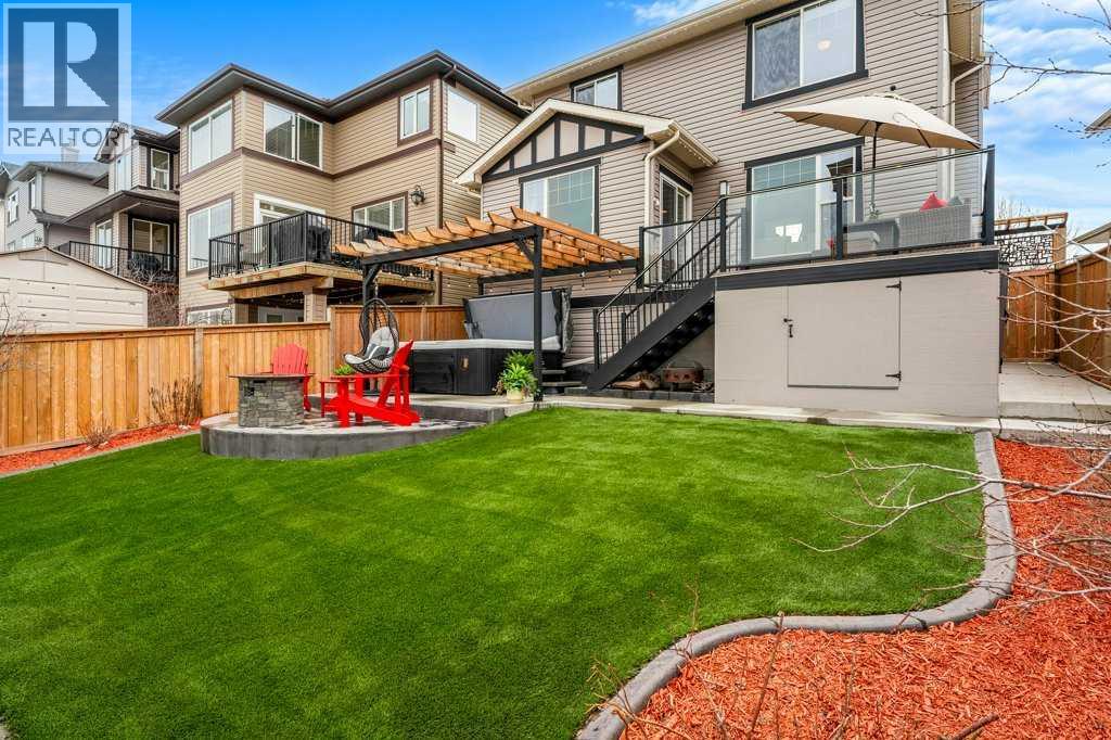 201 Pantego Road Nw, Calgary, Alberta  T3K 0B8 - Photo 2 - A2299691