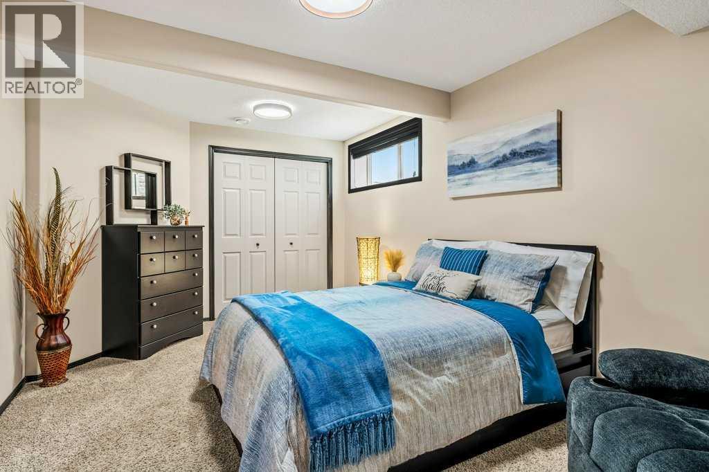 201 Pantego Road Nw, Calgary, Alberta  T3K 0B8 - Photo 45 - A2299691