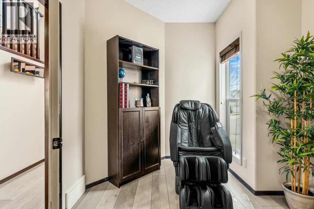 201 Pantego Road Nw, Calgary, Alberta  T3K 0B8 - Photo 25 - A2299691