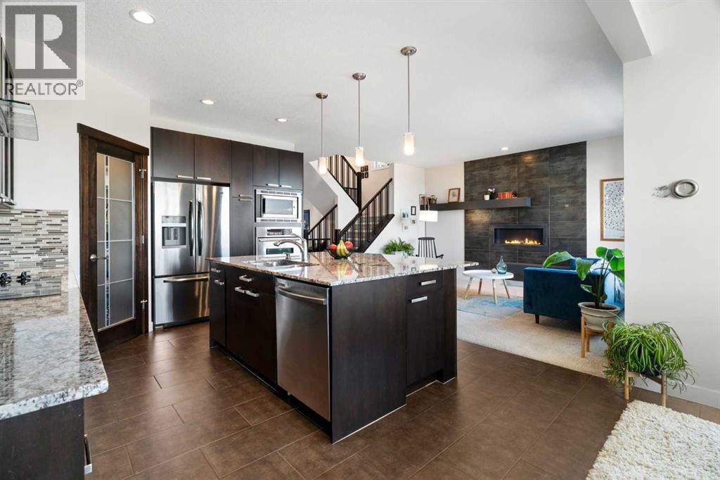 61 Cougar Ridge Cove SW, Calgary, Alberta  T3H 0S5 - Photo 12 - A2300421