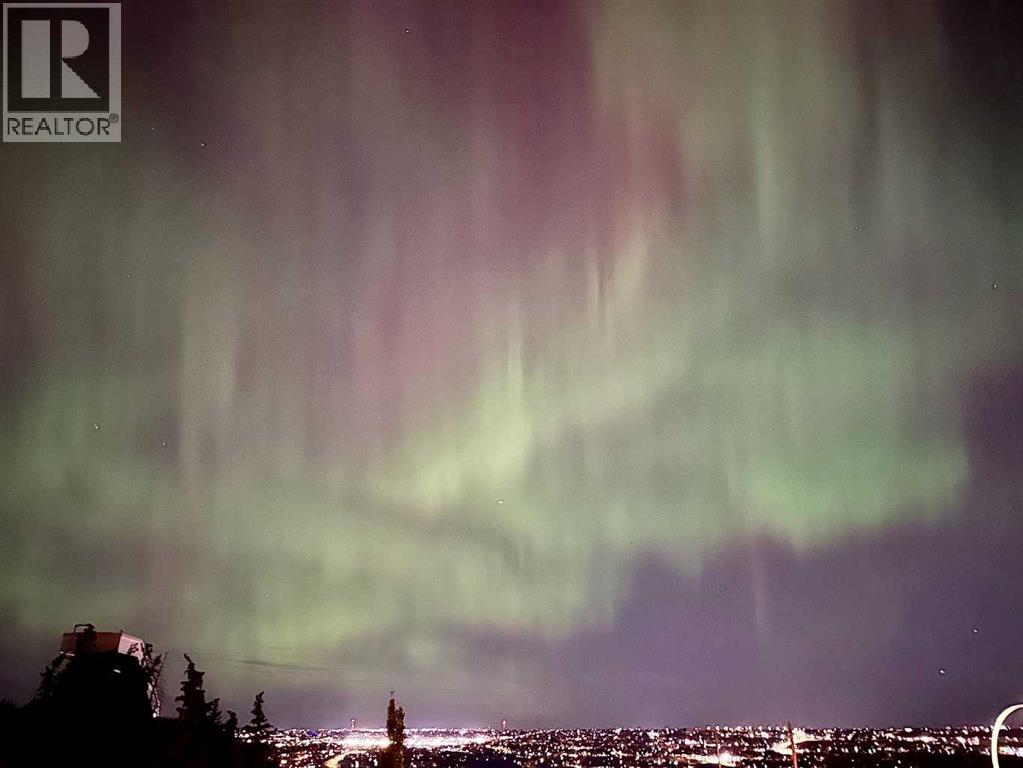 61 Cougar Ridge Cove SW, Calgary, Alberta  T3H 0S5 - Photo 1 - A2300421