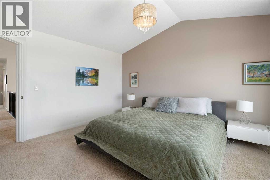 61 Cougar Ridge Cove SW, Calgary, Alberta  T3H 0S5 - Photo 22 - A2300421