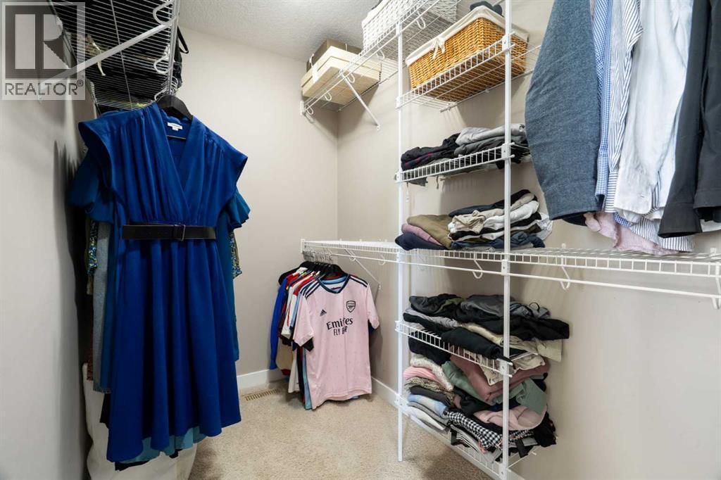 61 Cougar Ridge Cove SW, Calgary, Alberta  T3H 0S5 - Photo 23 - A2300421