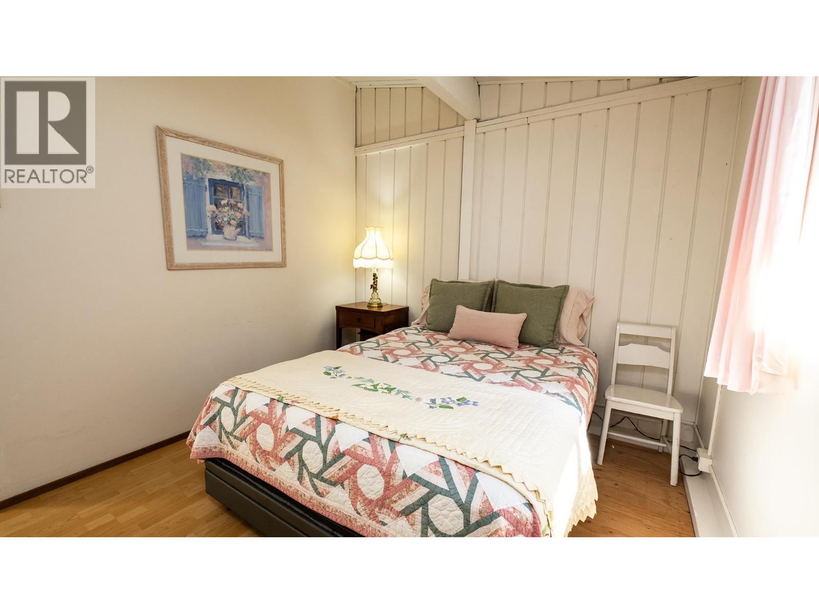 1618 Ocean Beach Esplanade, Gibsons, British Columbia  V0N 1V5 - Photo 12 - R3113049