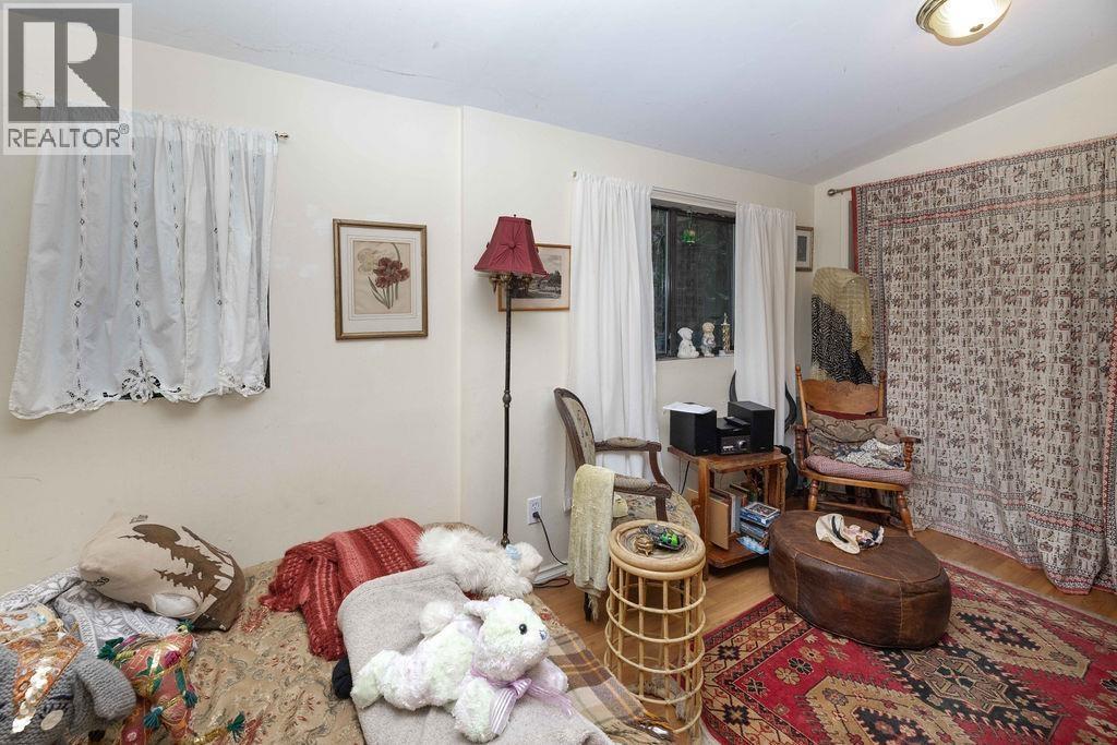 1618 Ocean Beach Esplanade, Gibsons, British Columbia  V0N 1V5 - Photo 36 - R3113049