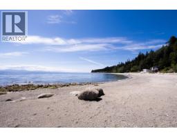 1618 OCEAN BEACH ESPLANADE, Gibsons, British Columbia