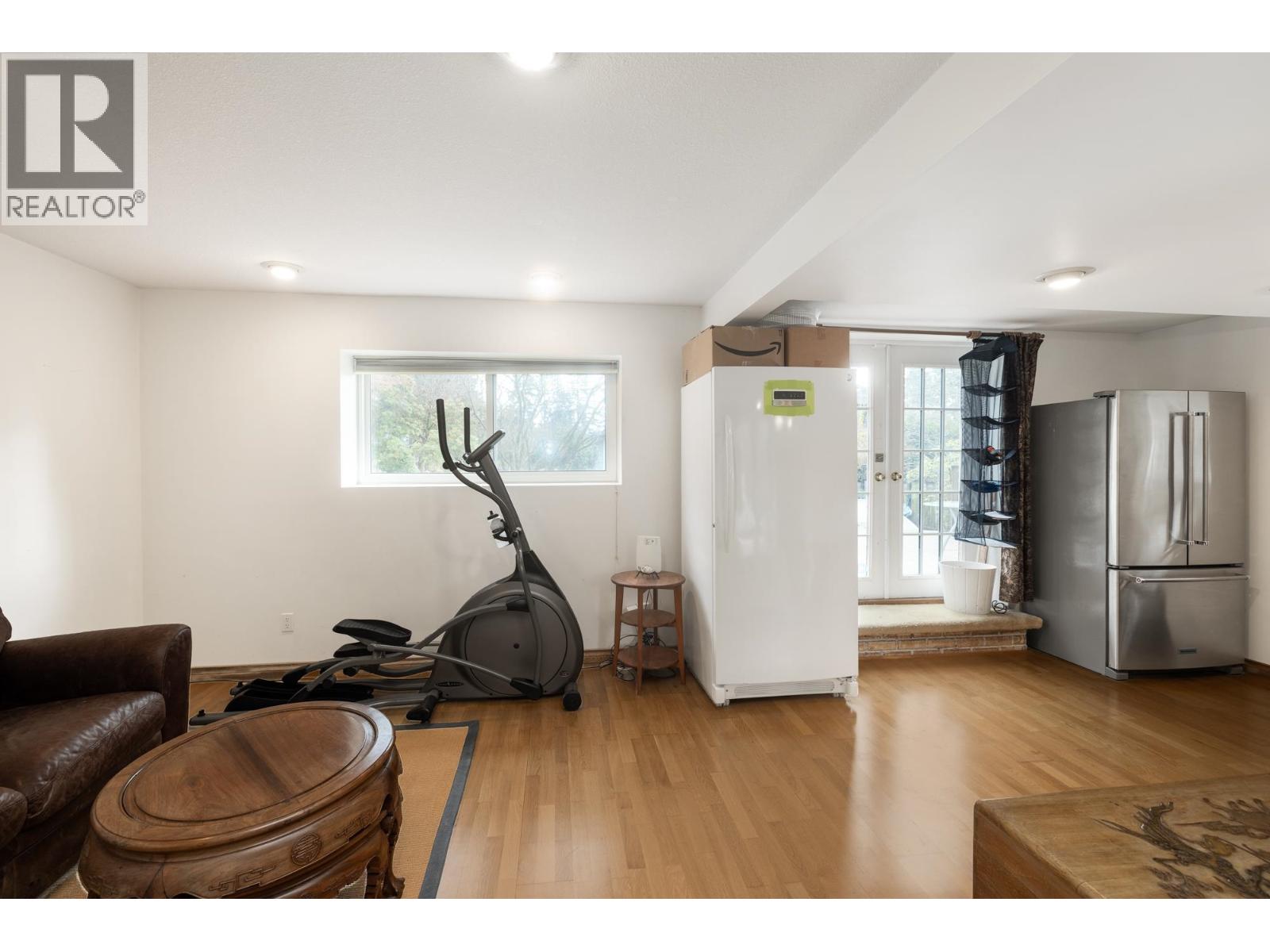 2041 Tompkins Crescent, North Vancouver, British Columbia  V7H 2C9 - Photo 24 - R3113061